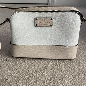 Beautiful White Kate Spade Crossbody Bag